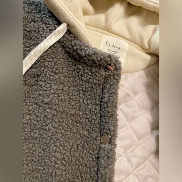 Girls Sherpa jacket New - Picture 5 of 5